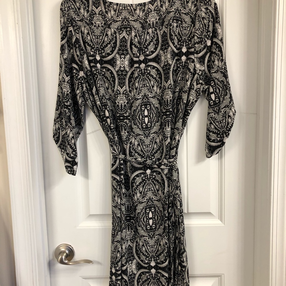 Dress - Picture 3 of 7